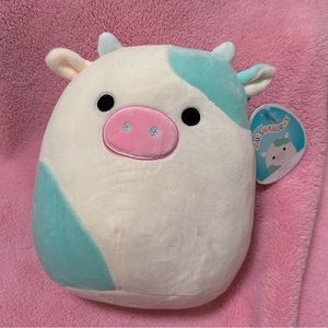 SQUISHMALLOWS Belana the Cow 9in NWT